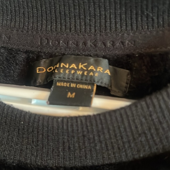 Donakara Pajama/Lounge Wear Top in a Rich Velvety 92% Polyester & 8% % Elastane. - Picture 2 of 4